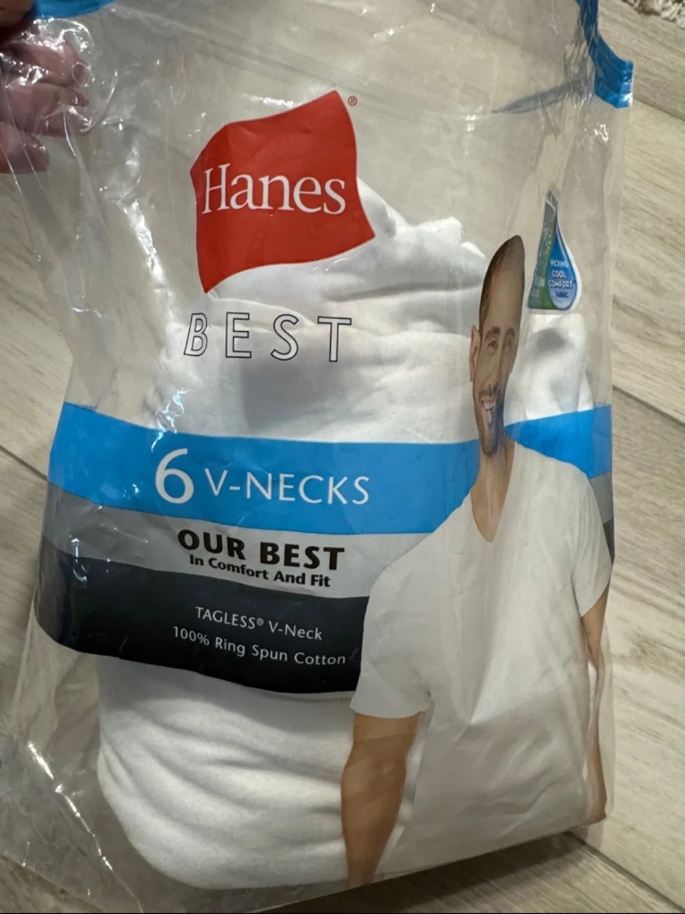 NWT-Hanes White Men’s 3-Pack V-Neck Undershirts Size XXL - Picture 2 of 5